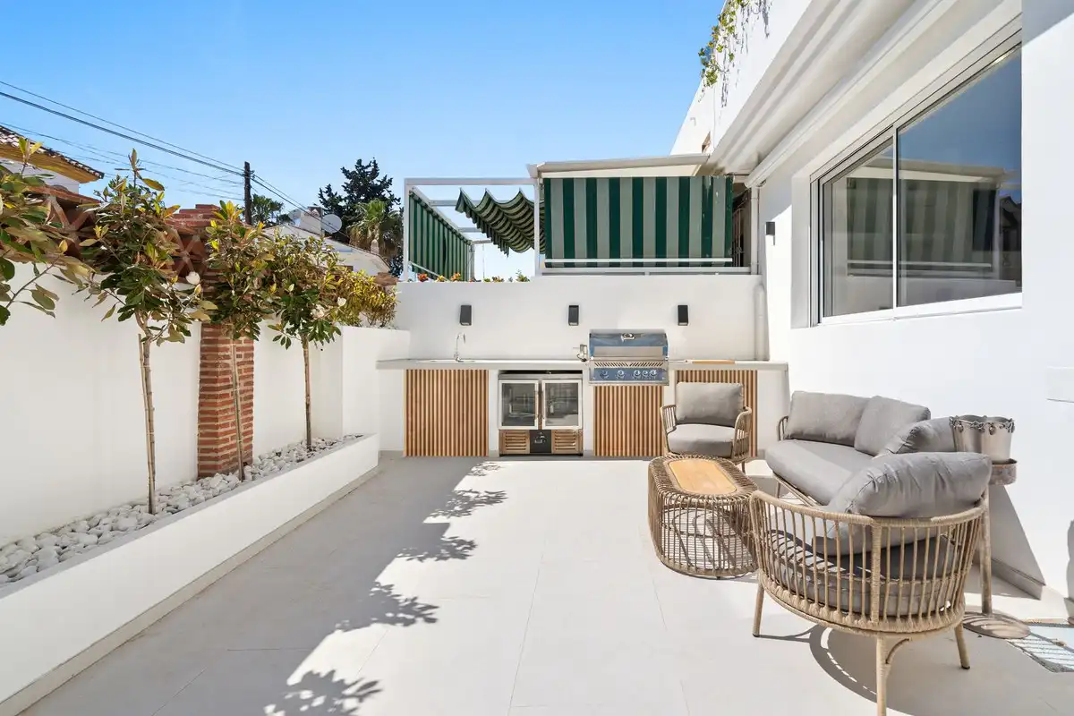 Casa a schiera con piscina in vendita a San Pedro de Alcántara, imagen 3