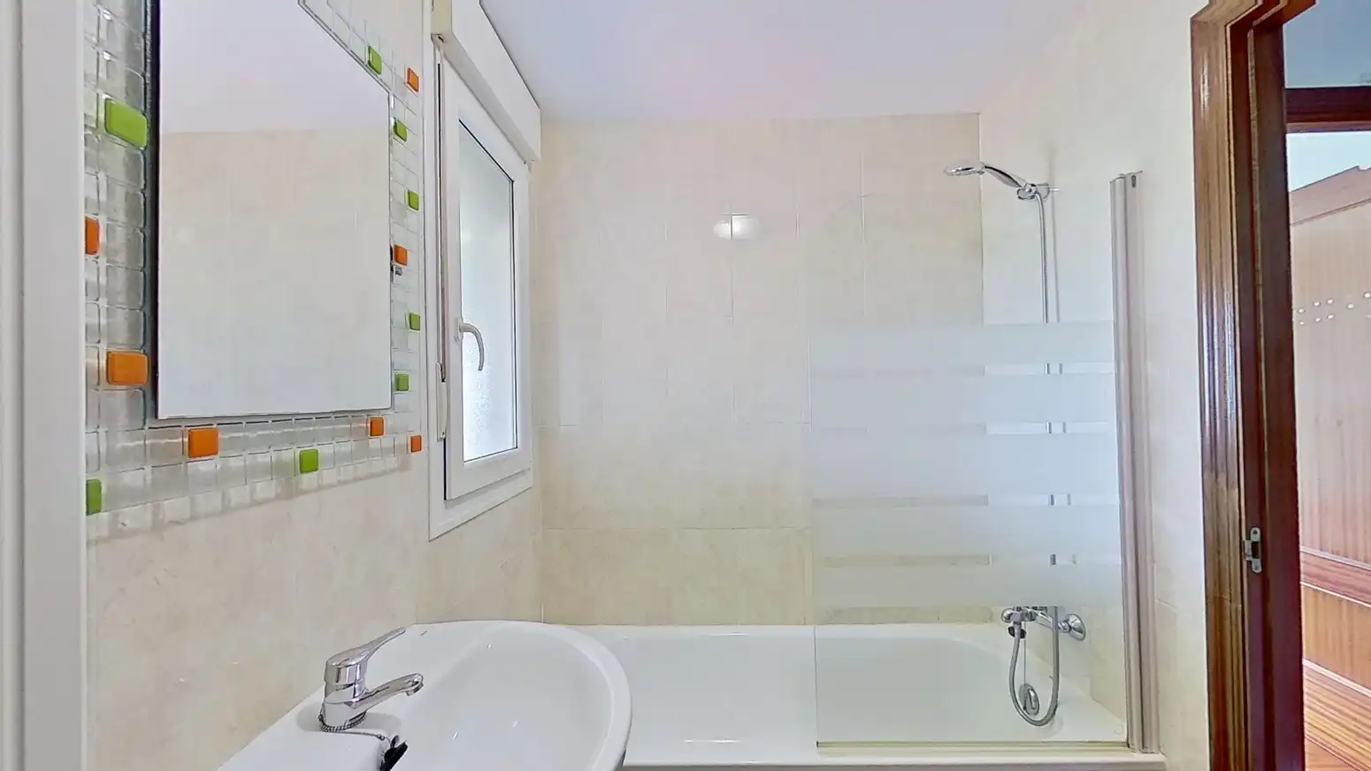 Piso en venta en CL BALBONTINES-CUCHIA, 35, Cuchía