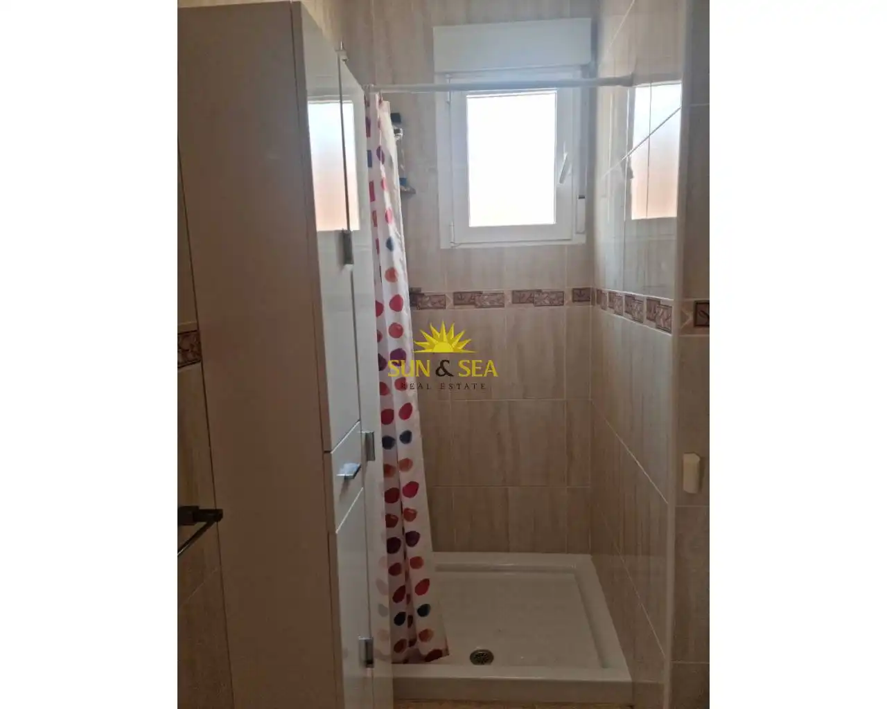 Baño de Apartamento de alquiler en Cartagena con Aire acondicionado, Calefacción y Amueblado