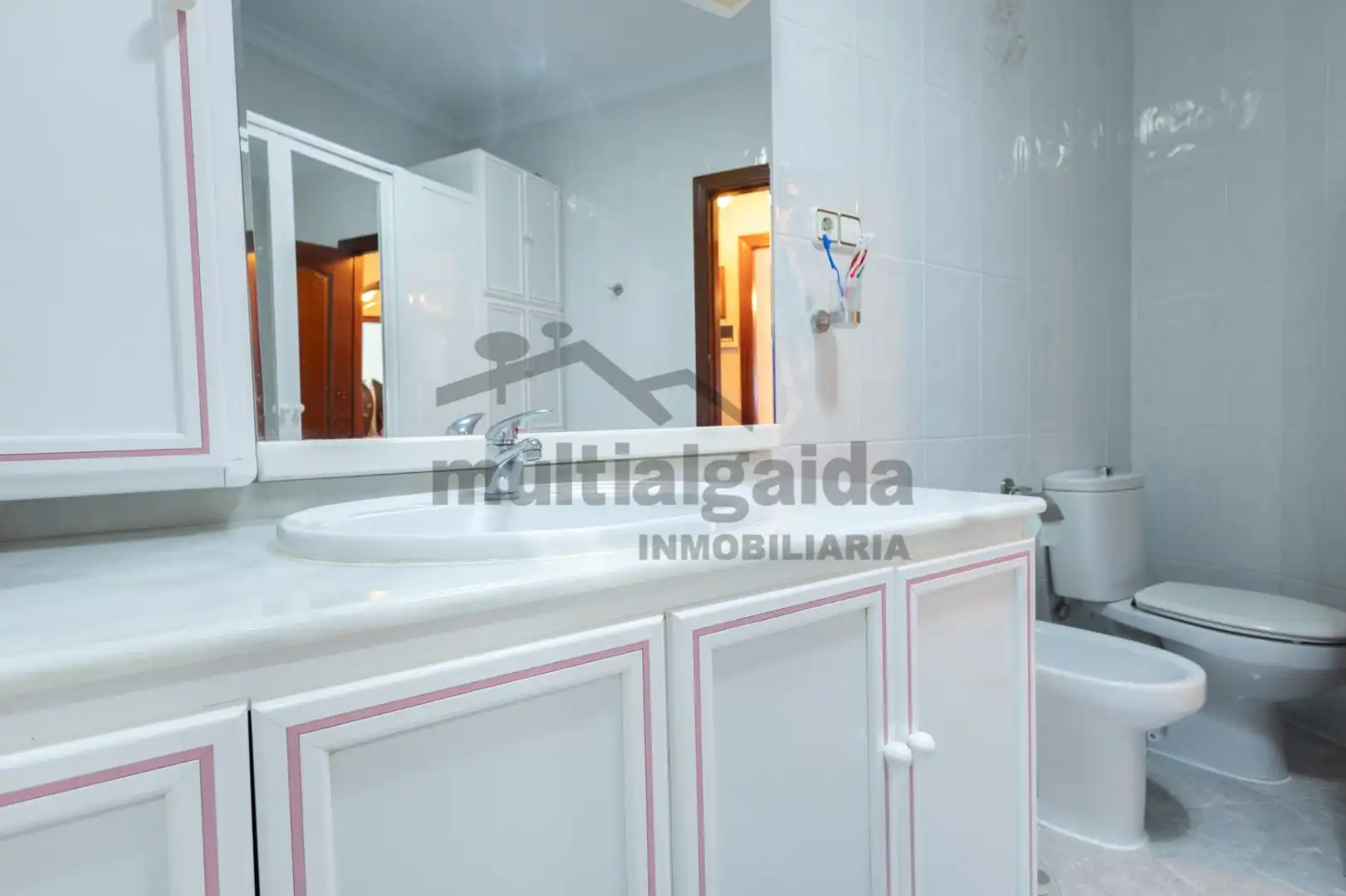 Habitación de Casa o chalet en venta en Arcos de la Frontera con Aire acondicionado, Terraza y Trastero