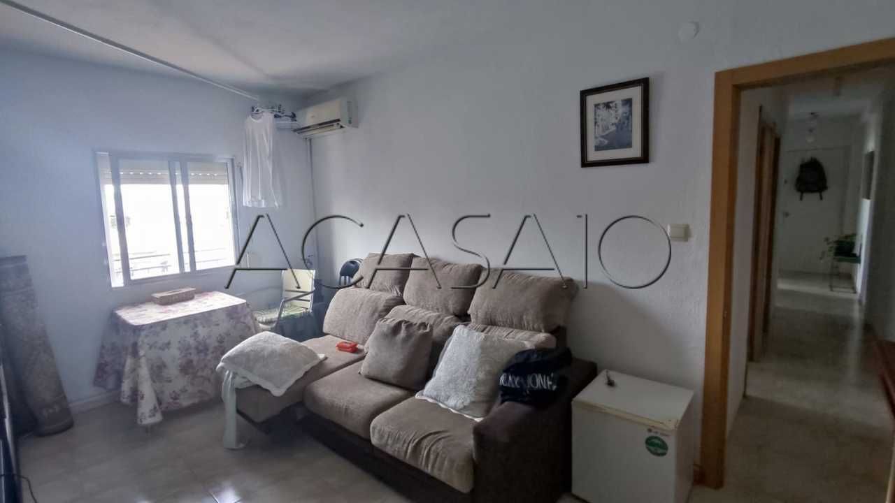 Living room of Flat for sale in Illescas  with Air Conditioner and Furnished