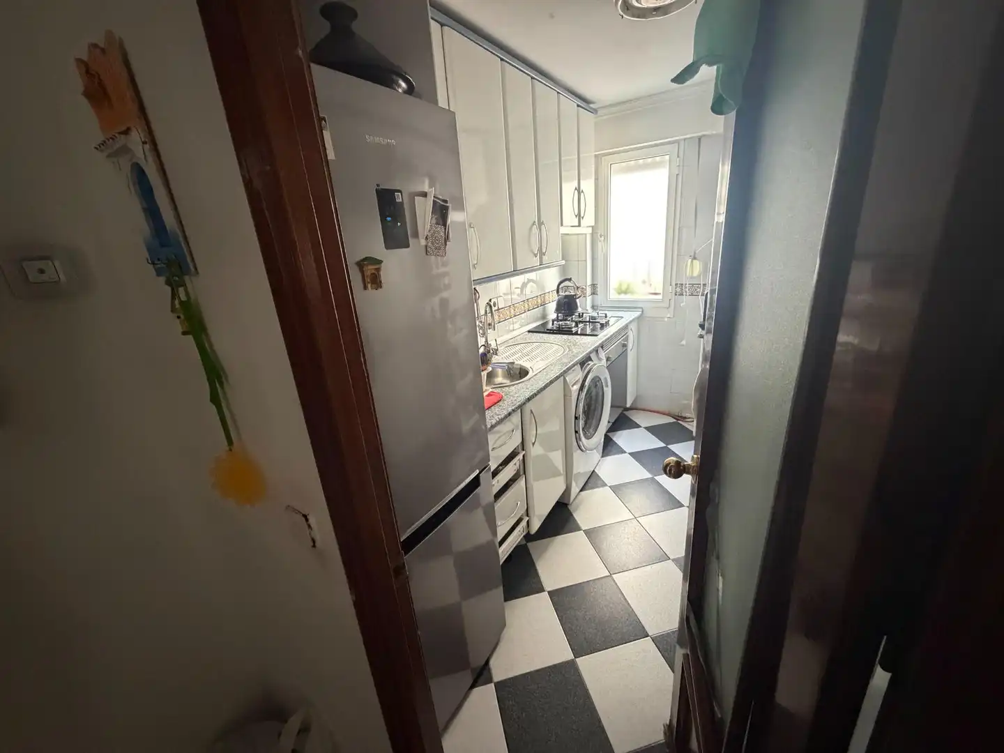 Cuina de Pis en venda en San Juan de Aznalfarache amb Aire condicionat