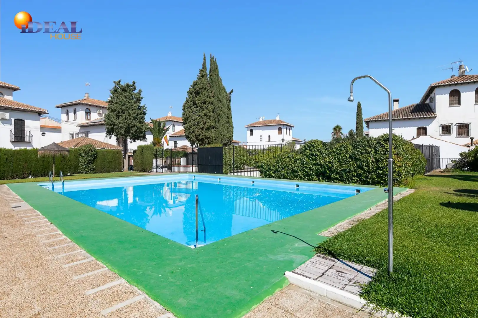 Piscina de Casa o chalet en venta en Ogíjares con Jardín privado, Terraza y Balcón
