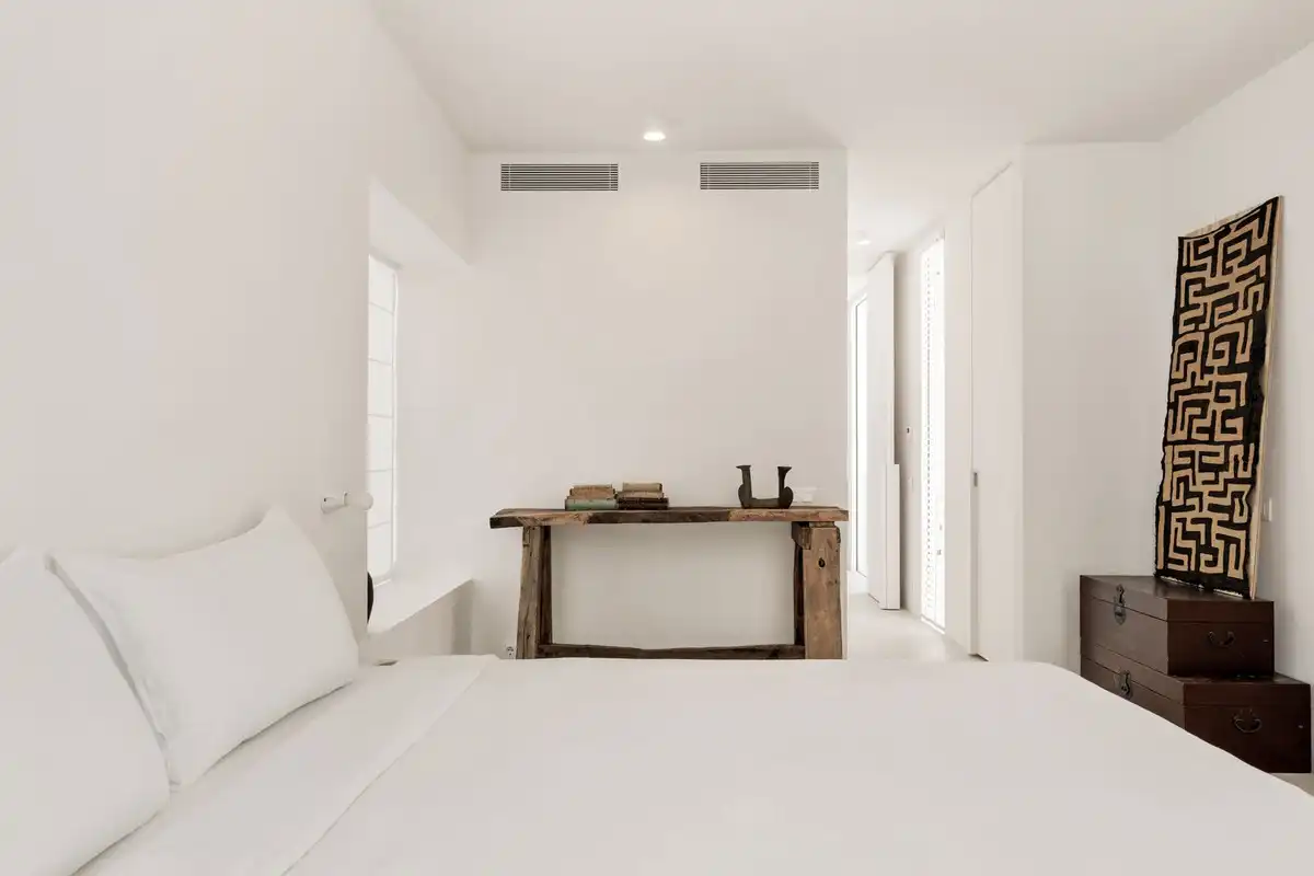 Dormitori de Casa o xalet en venda en Estepona amb Aire condicionat, Jardí privat i Terrassa