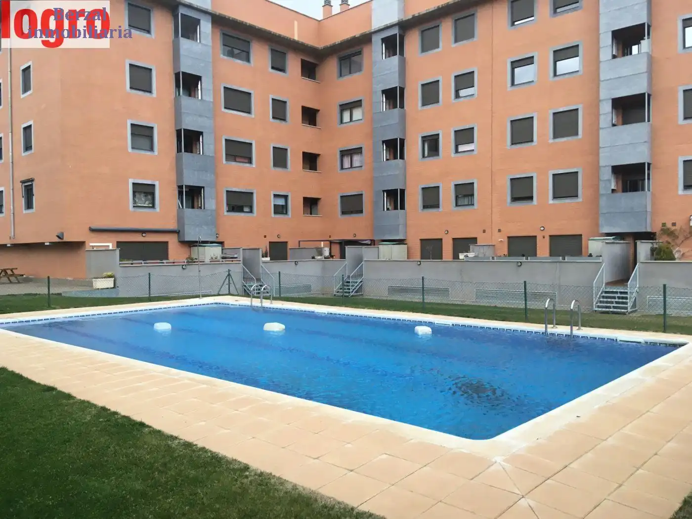 Local en venta en Calle CALLE GUADALQUIVIR, Lardero