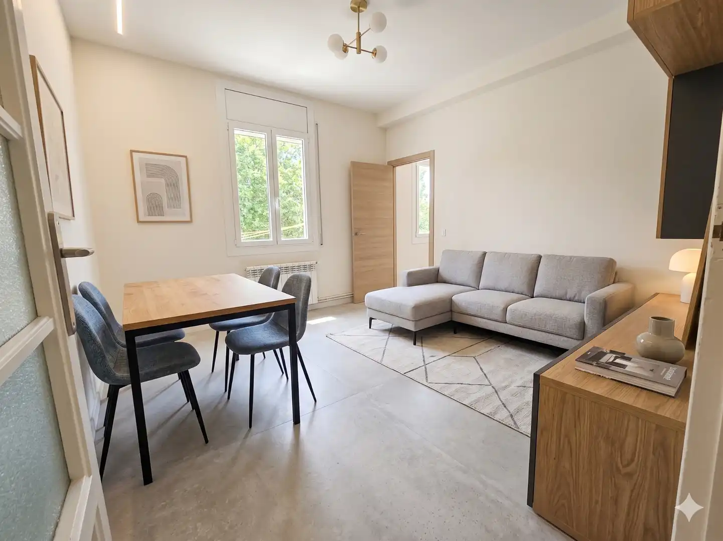 Sala de estar de Piso en venta en Barcelona con Aire acondicionado, Calefacción y Amueblado