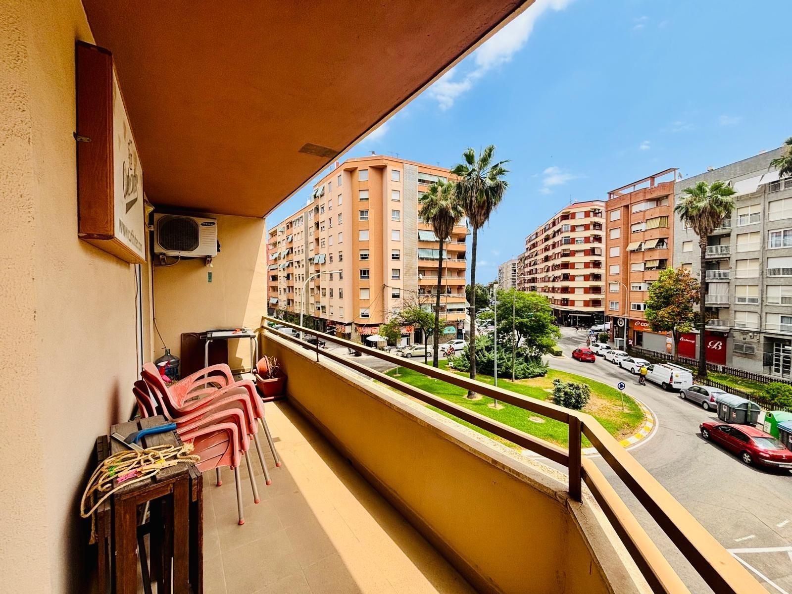 Exterior view of Flat for sale in Gandia  with Air Conditioner, Terrace and Balcony