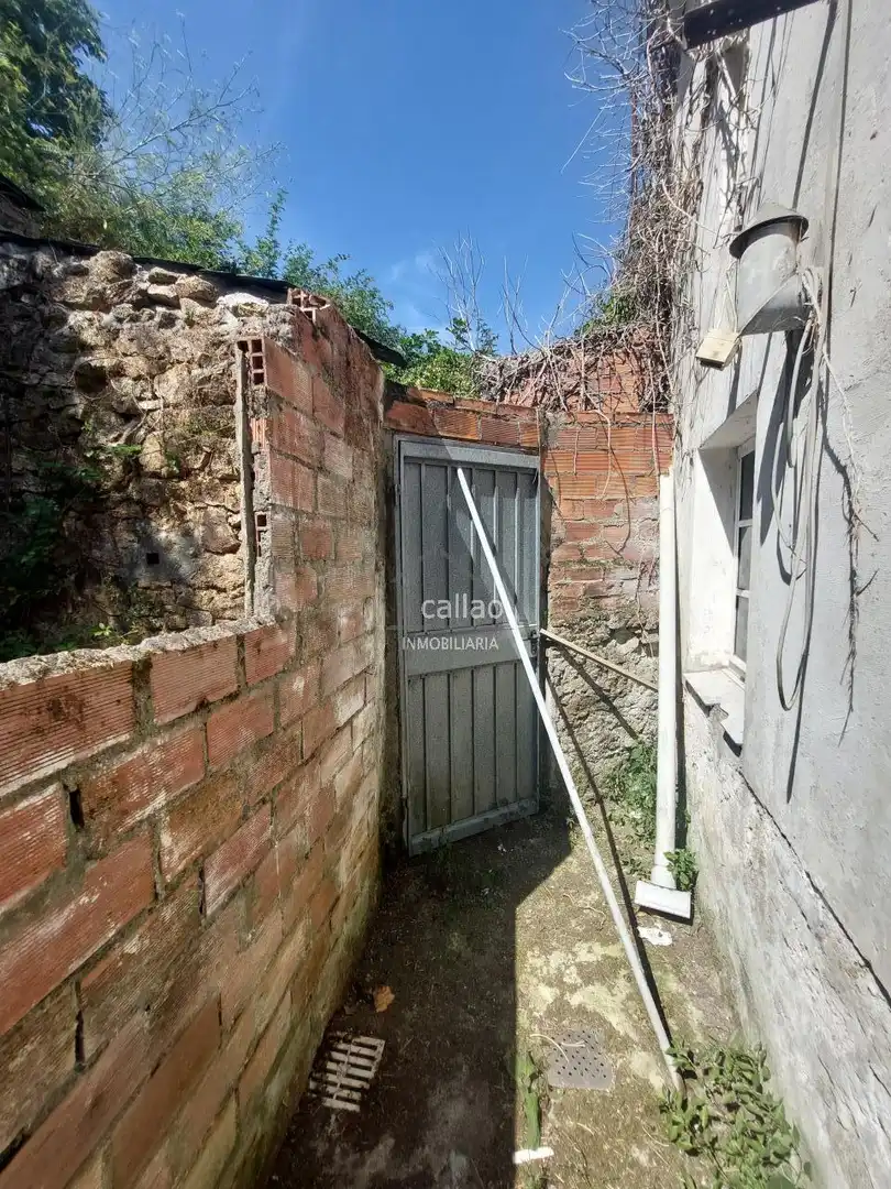 Houses for sale in Ferrol  with Private garden