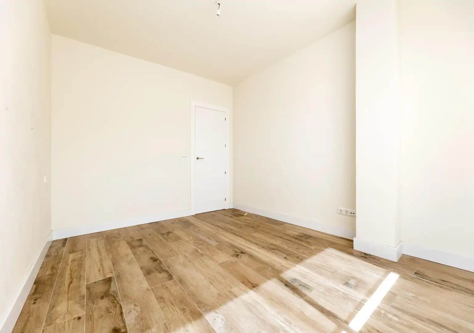 Habitación de Ático en venta en Granada con Aire acondicionado, Calefacción y Terraza
