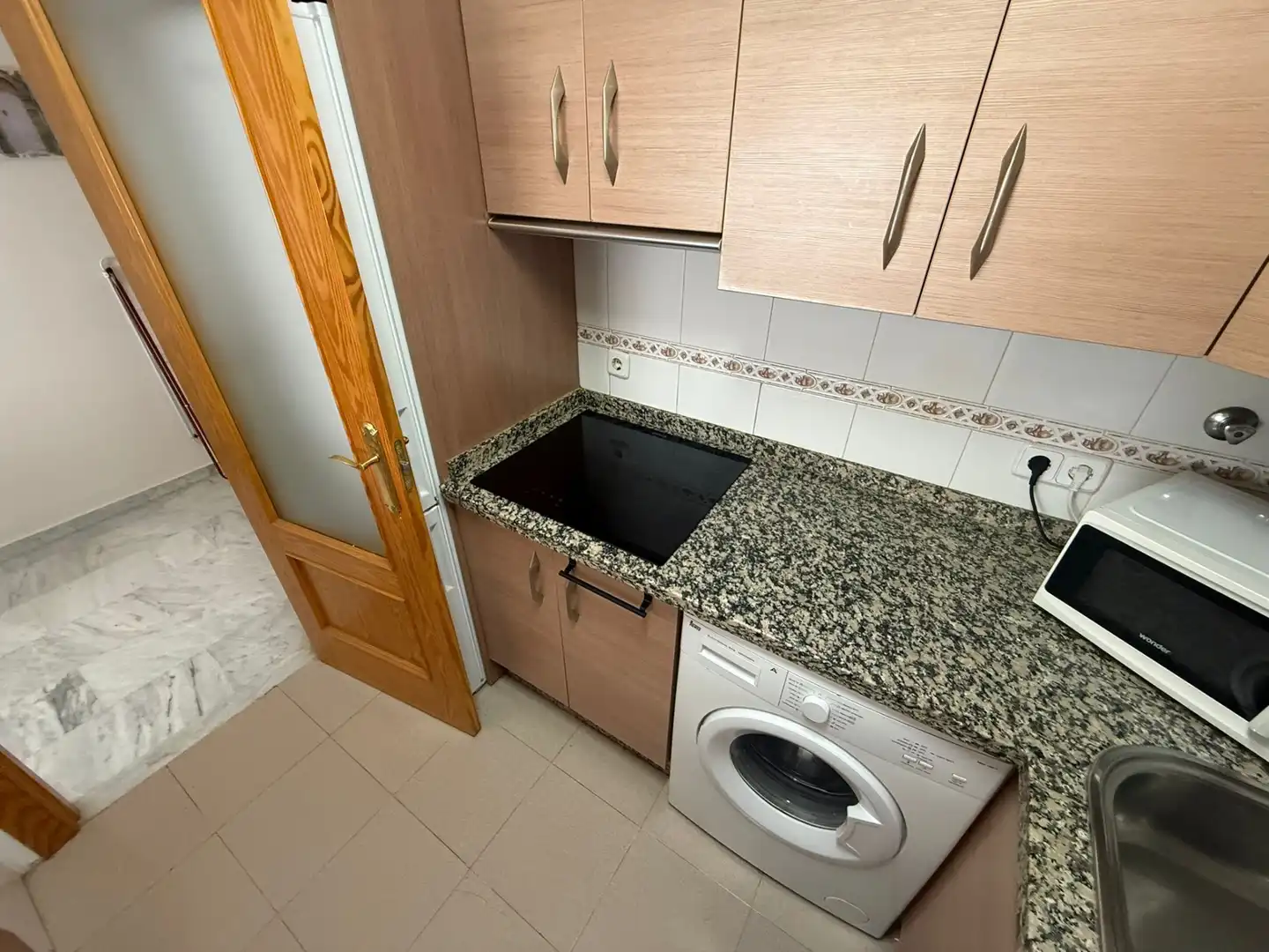 Küche von Wohnung zur Miete in Jaén mit Klimaanlage, Möbliert und Waschmaschine