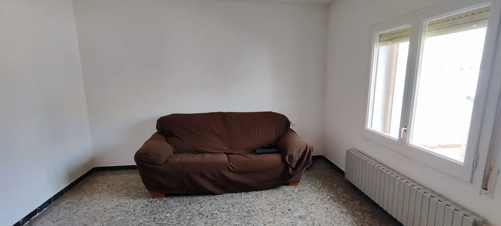 Sala d'estar de Edifici en venda en Sant Hipòlit de Voltregà
