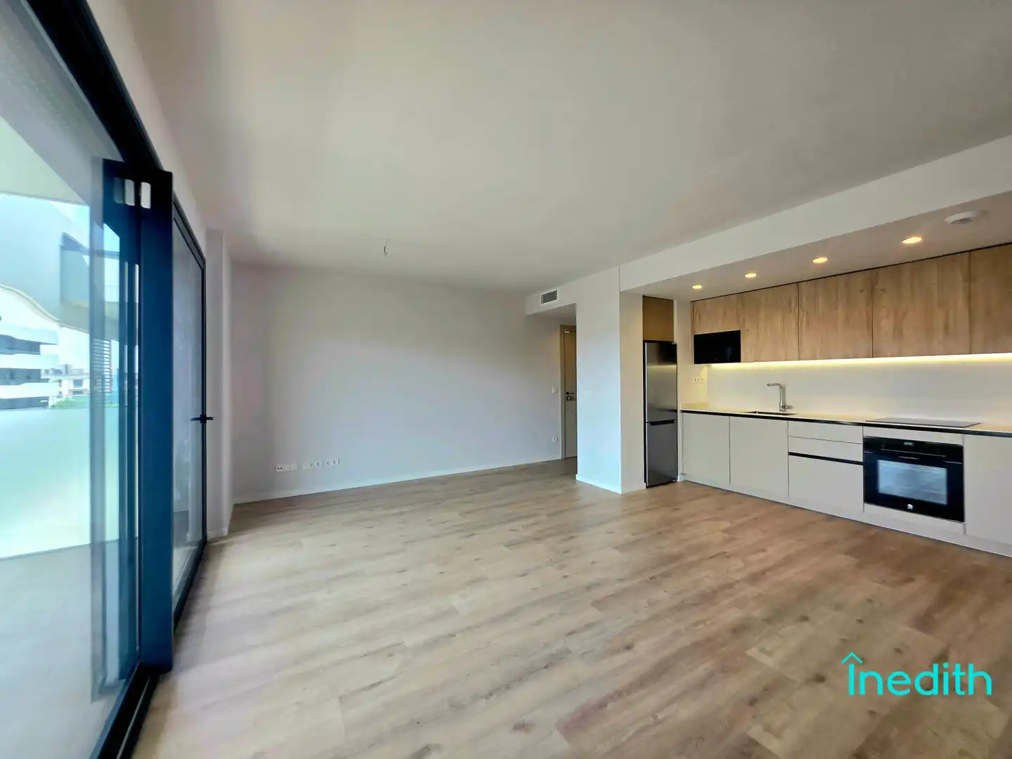Sala de estar de Piso en venta en Sant Pere de Ribes con Aire acondicionado, Calefacción y Jardín privado