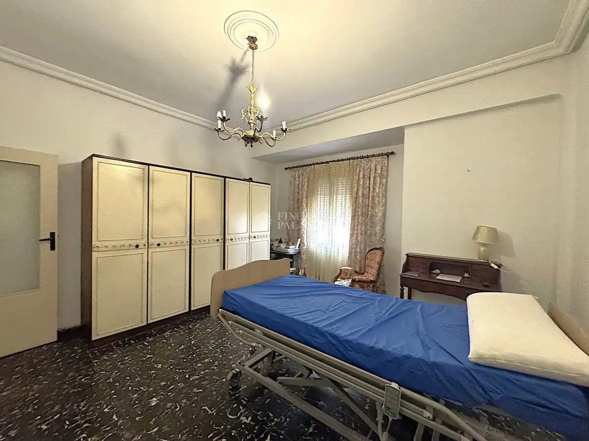 Bedroom of Flat for sale in Valencia  with Balcony