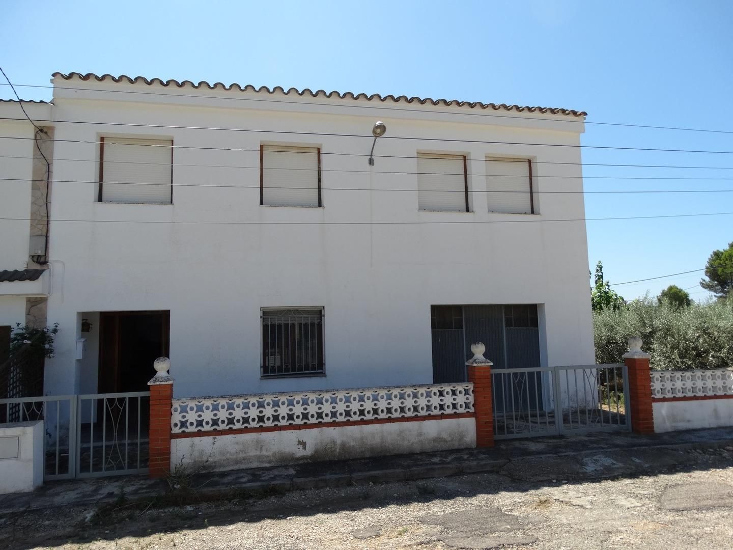 Vista exterior de Casa o xalet en venda en Alcanar amb Jardí privat i Piscina