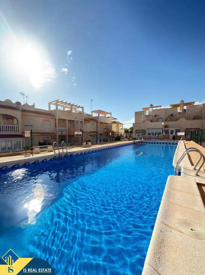 Adossat amb piscina en venda a Orihuela Costa, imagen 2
