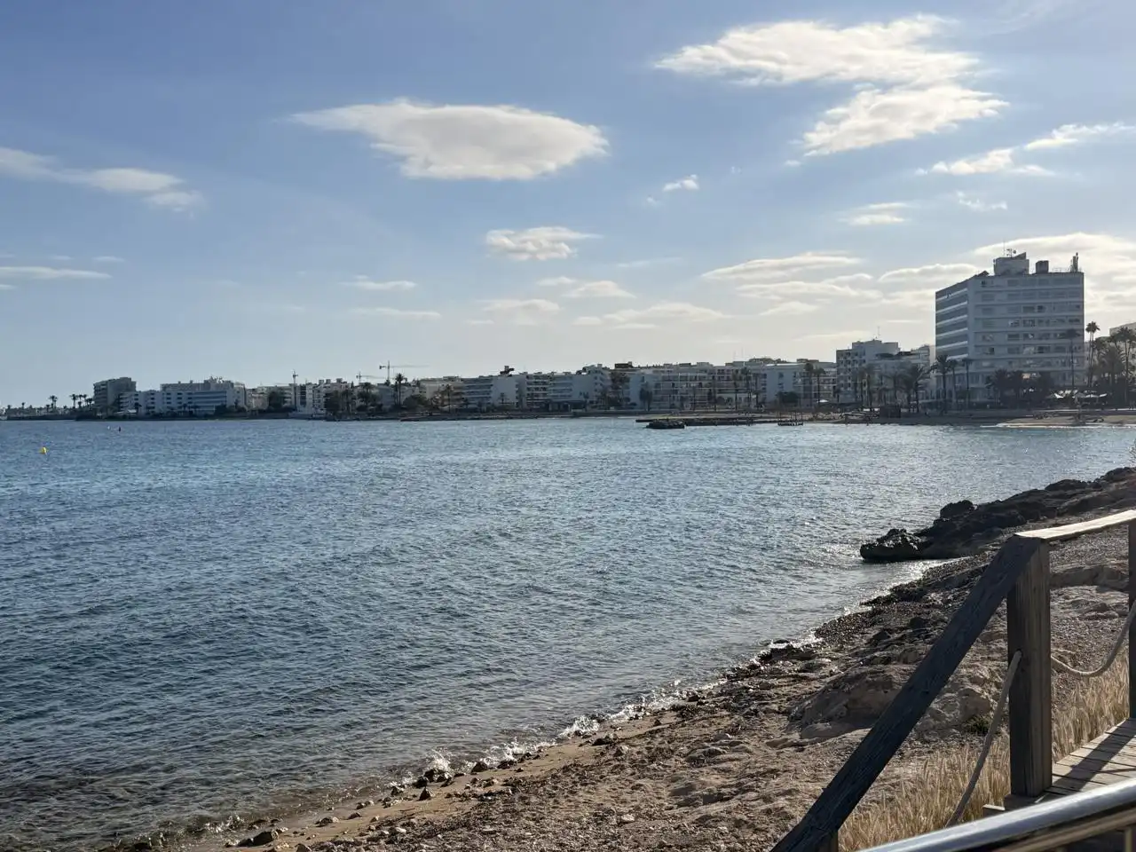 Vista exterior de Pis de lloguer en Eivissa amb Aire condicionat, Terrassa i Moblat