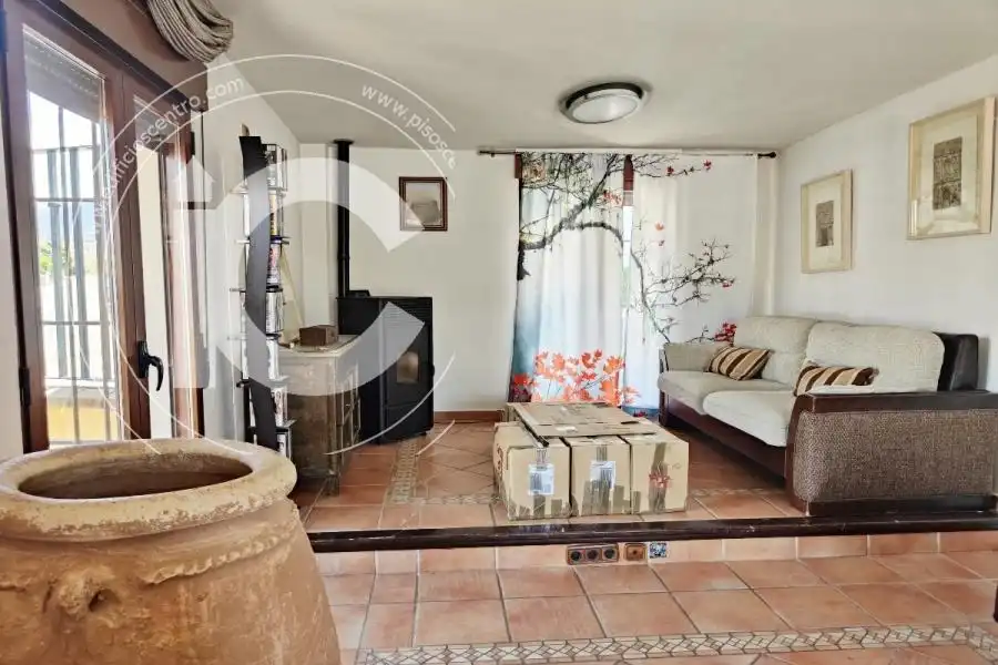 Sala de estar de Casa o chalet de alquiler en Huétor Vega con Aire acondicionado y Jardín privado