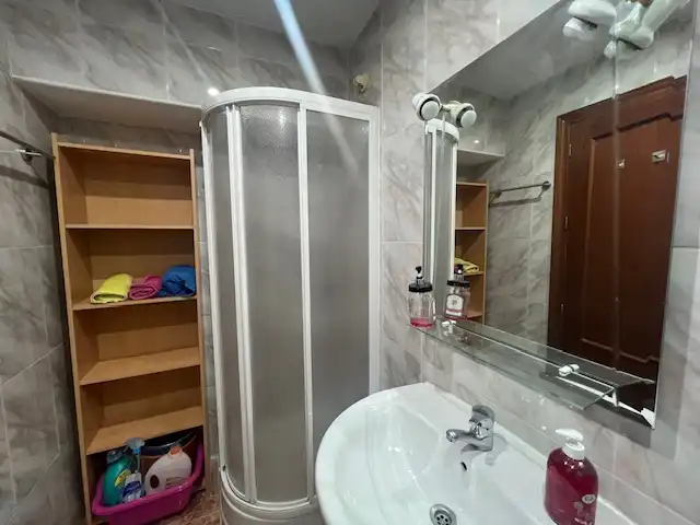 Baño de Piso de alquiler en Puertollano con Aire acondicionado, Calefacción y Terraza