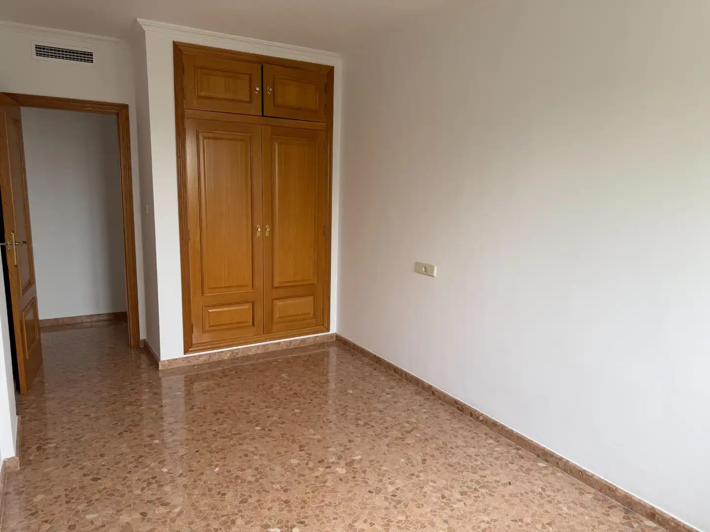Wohnung zur Miete in Xàtiva