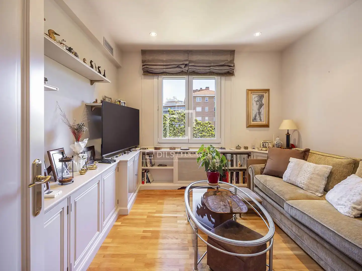 Wohnzimmer von Wohnung zur Miete in Barcelona mit Heizung, Privatgarten und Parkett