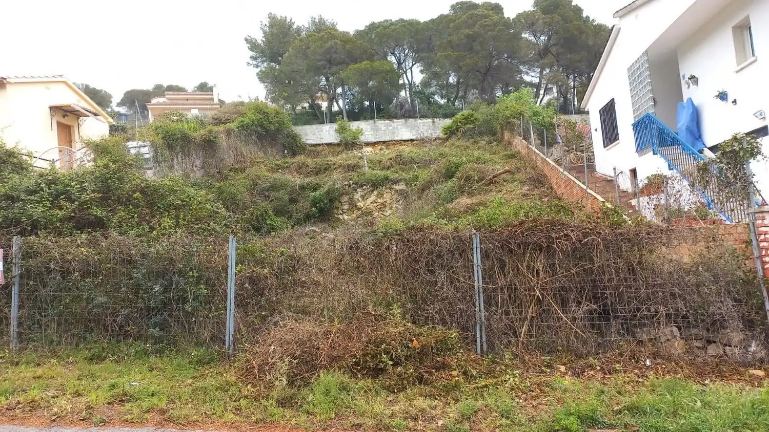 Terreny residencial en venda a Costa Cunit - Els Jardins - Els Rosers, imagen 2