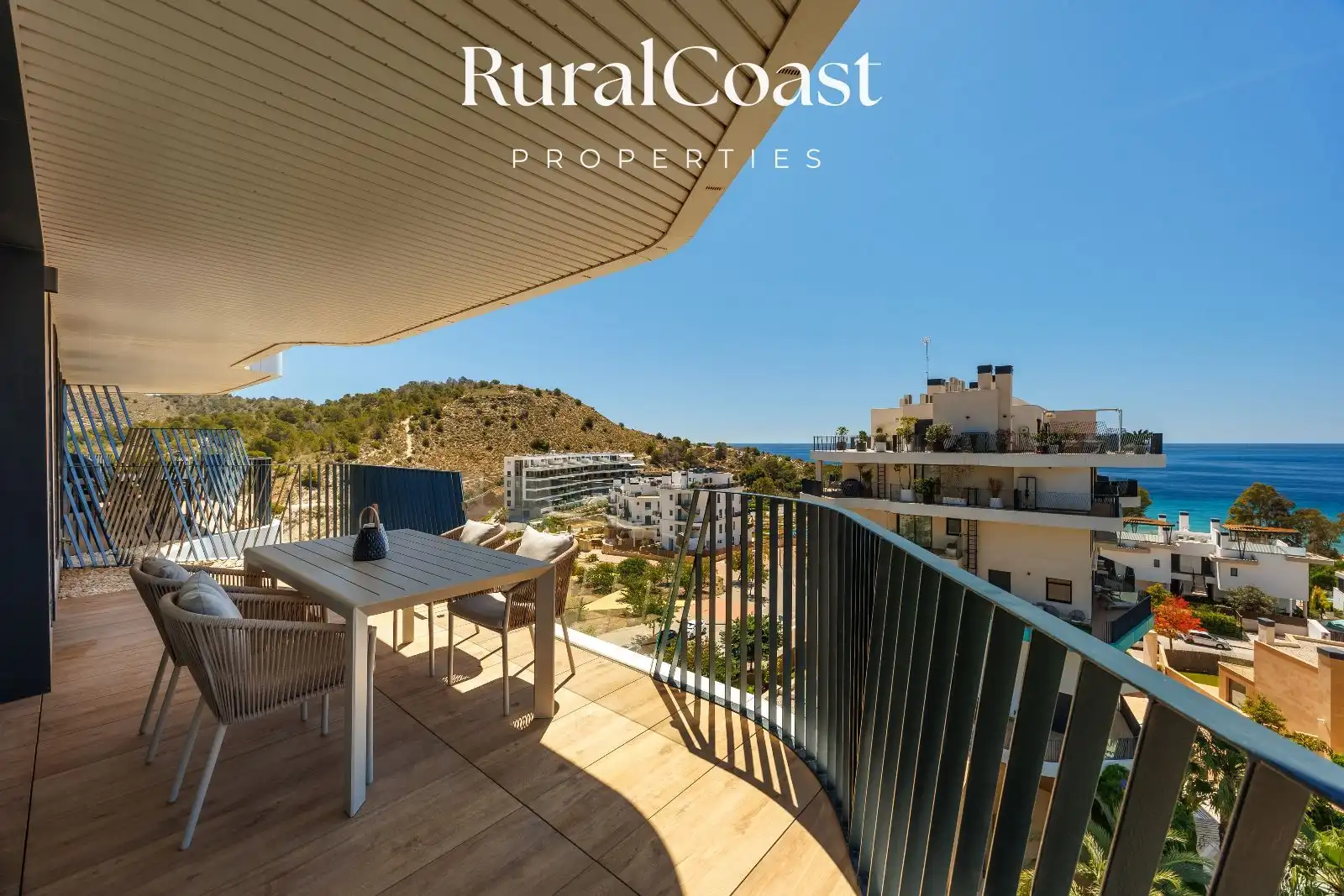 Vista exterior de Dúplex en venta en Villajoyosa / La Vila Joiosa con Aire acondicionado, Terraza y Trastero