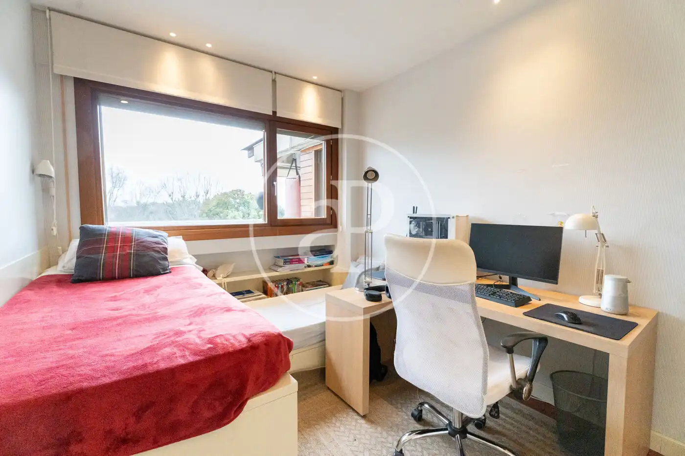 Piso en venta en C. Julio Caro Baroja, Encinar de los Reyes