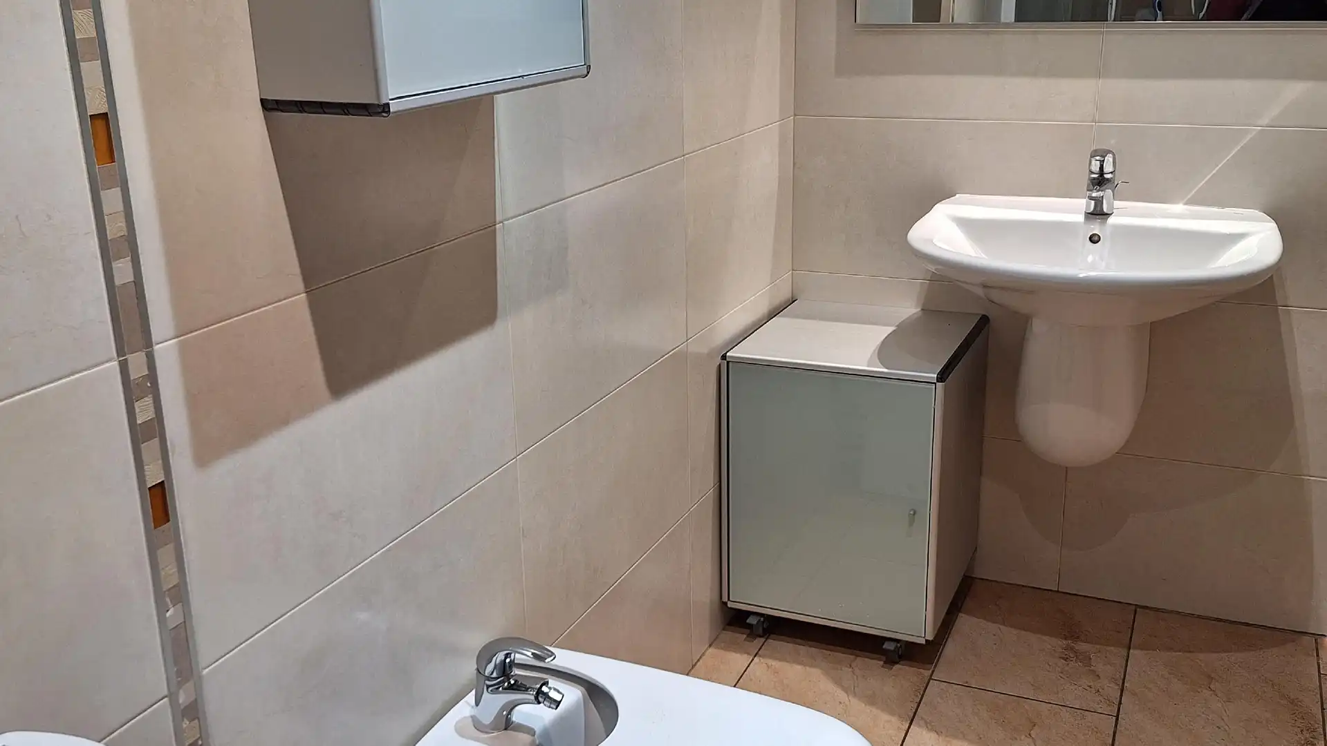 Baño de Piso en venta en Alcarràs con Aire acondicionado, Calefacción y Jardín privado
