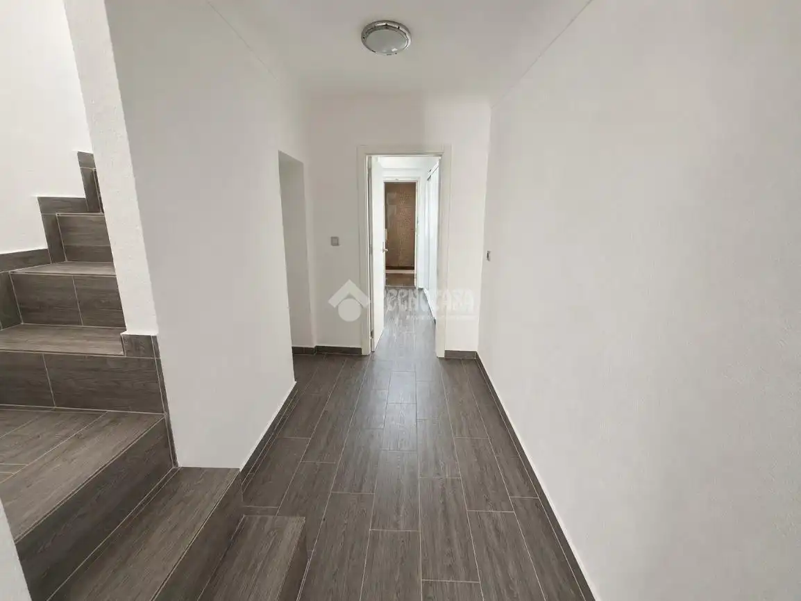 Casa adosada en venta en Martos con Terraza
