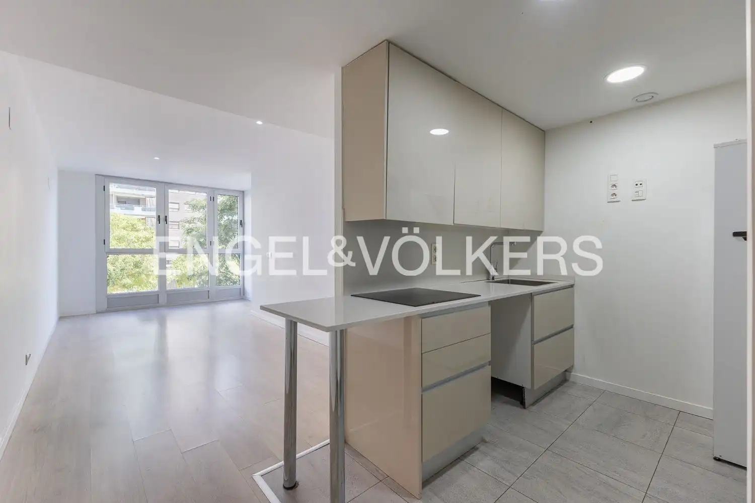 Piso con piscina en venta en fernando abril martorell, imagen 8