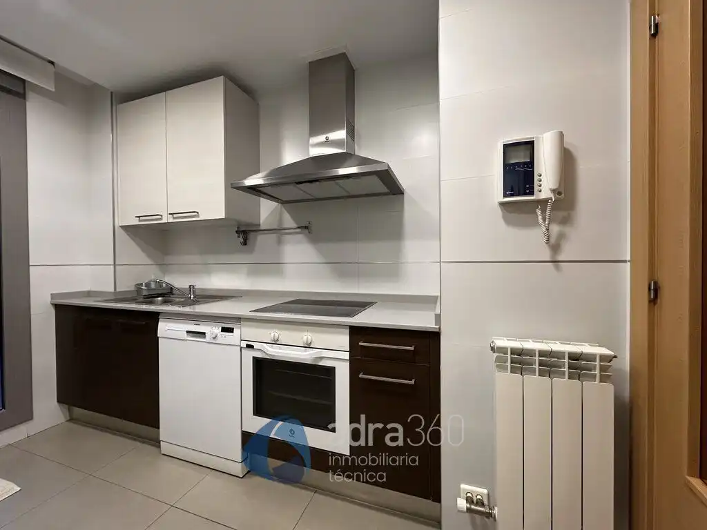 Flat for rent in Alfonso VI, San Adrián