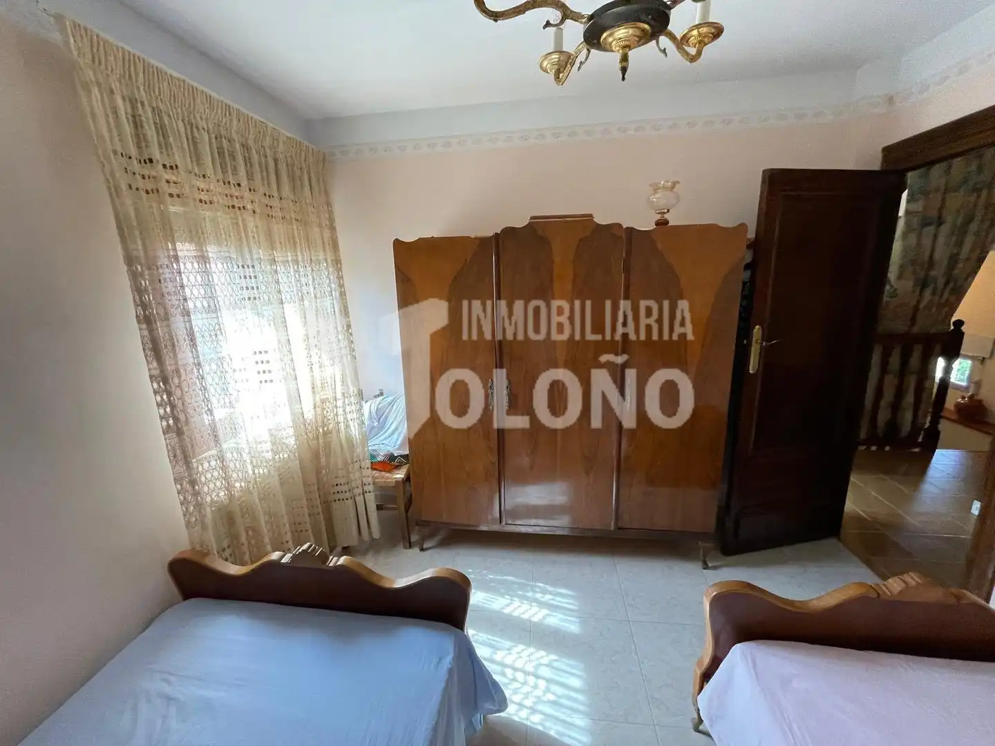 Sala de estar de Casa o chalet en venta en Cuzcurrita de Río Tirón con Calefacción, Terraza y Amueblado