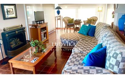 Living room of Attic for sale in Castell-Platja d'Aro  with Air Conditioner, Terrace and Balcony