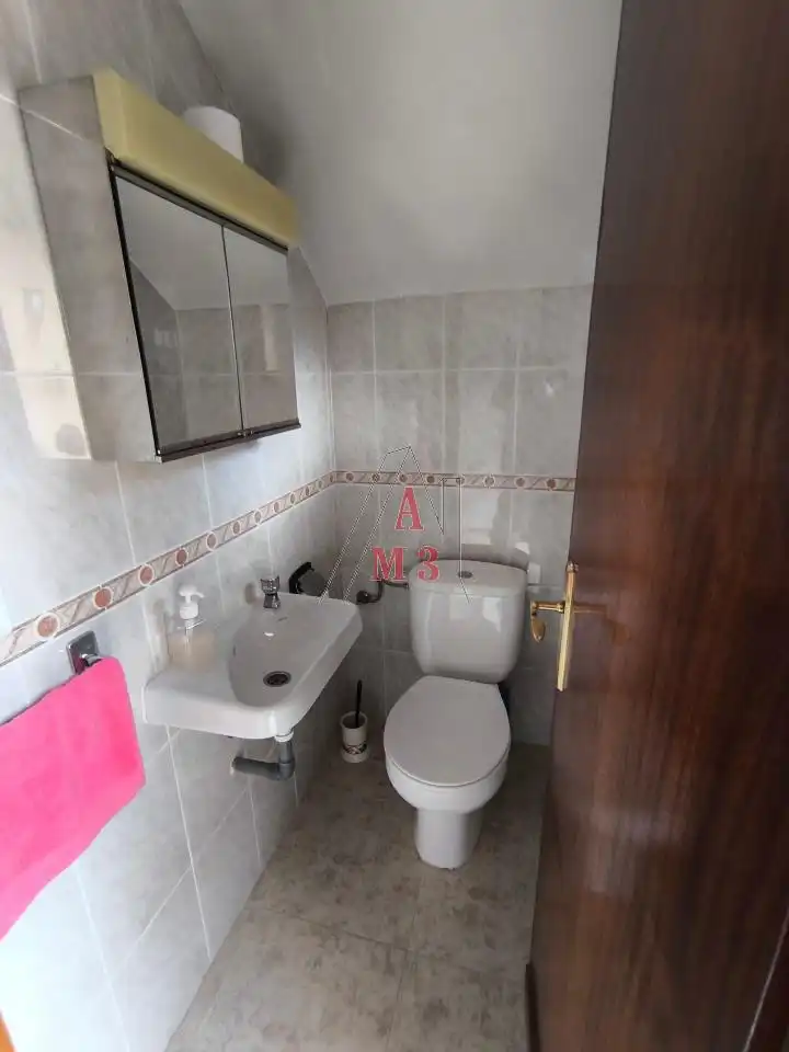 Baño de Casa o chalet en venta en Benavides con Calefacción, Trastero y Amueblado