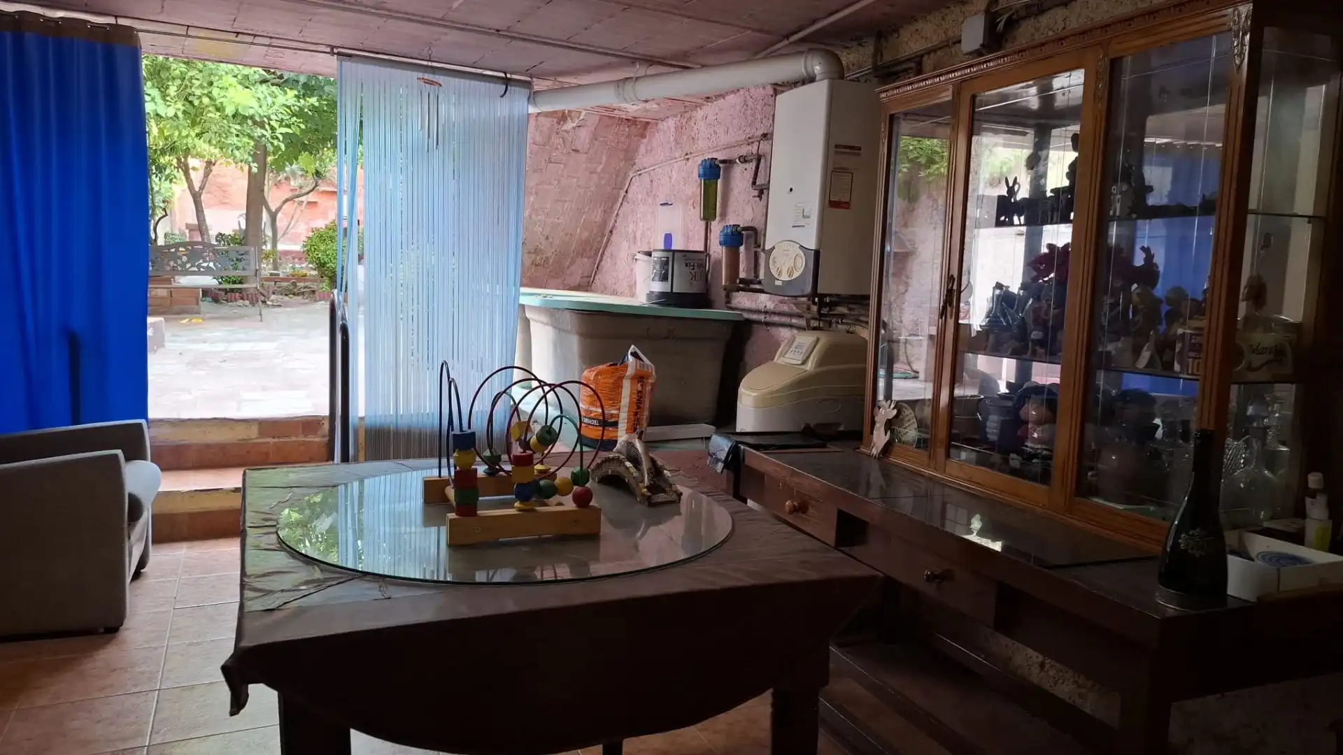 Cuina de Finca rústica en venda en Vallirana amb Calefacció i Terrassa