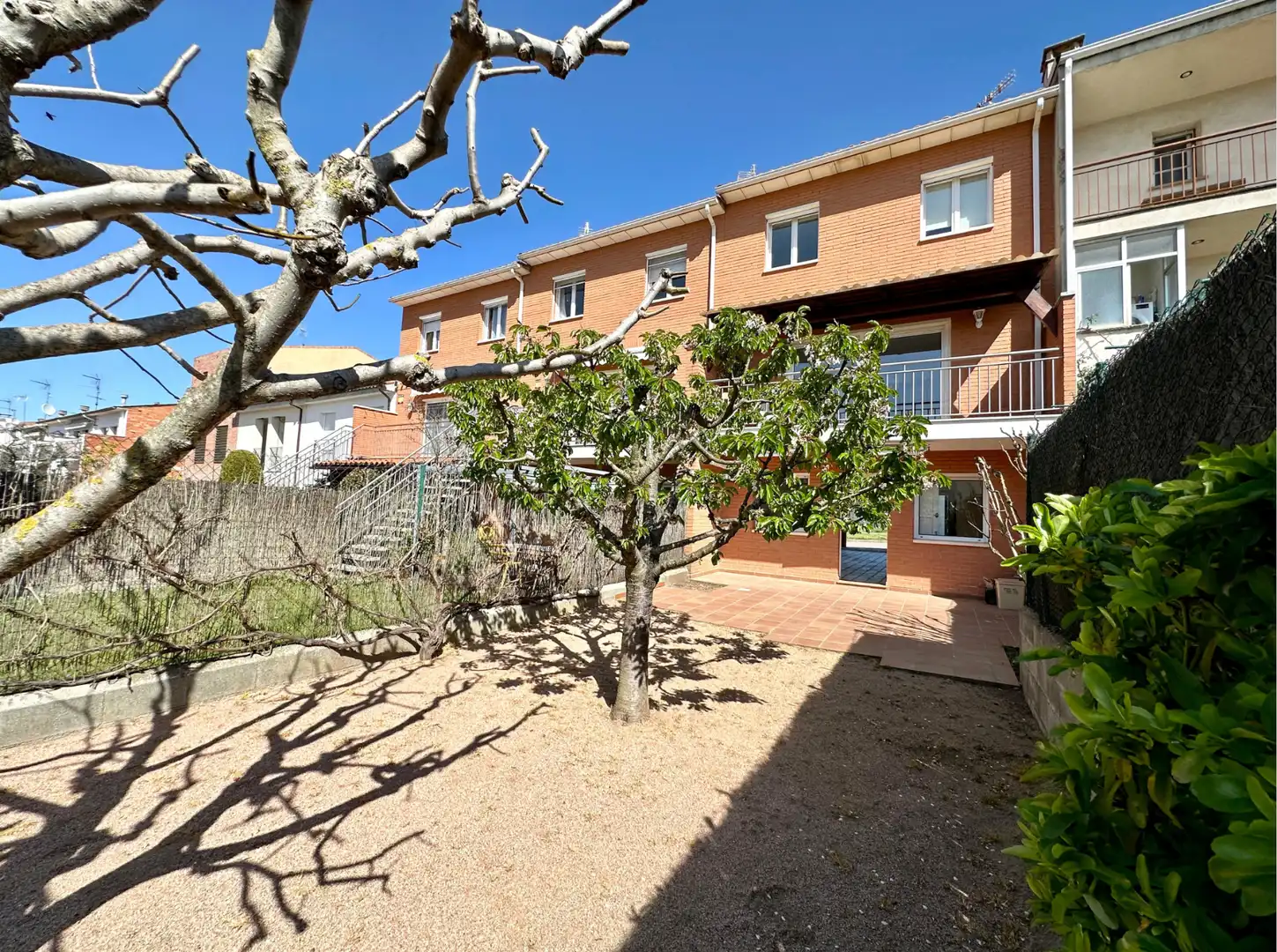 Garten von Einfamilien-Reihenhaus zum Verkauf in Taradell mit Heizung, Privatgarten und Terrasse