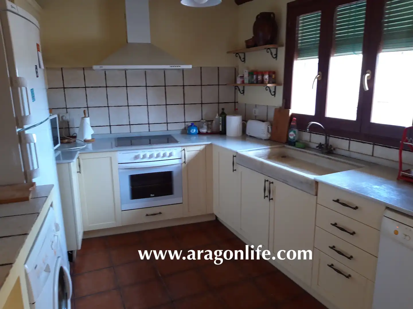 Kitchen of Houses for sale in Maella  with Furnished, Oven and Washing machine