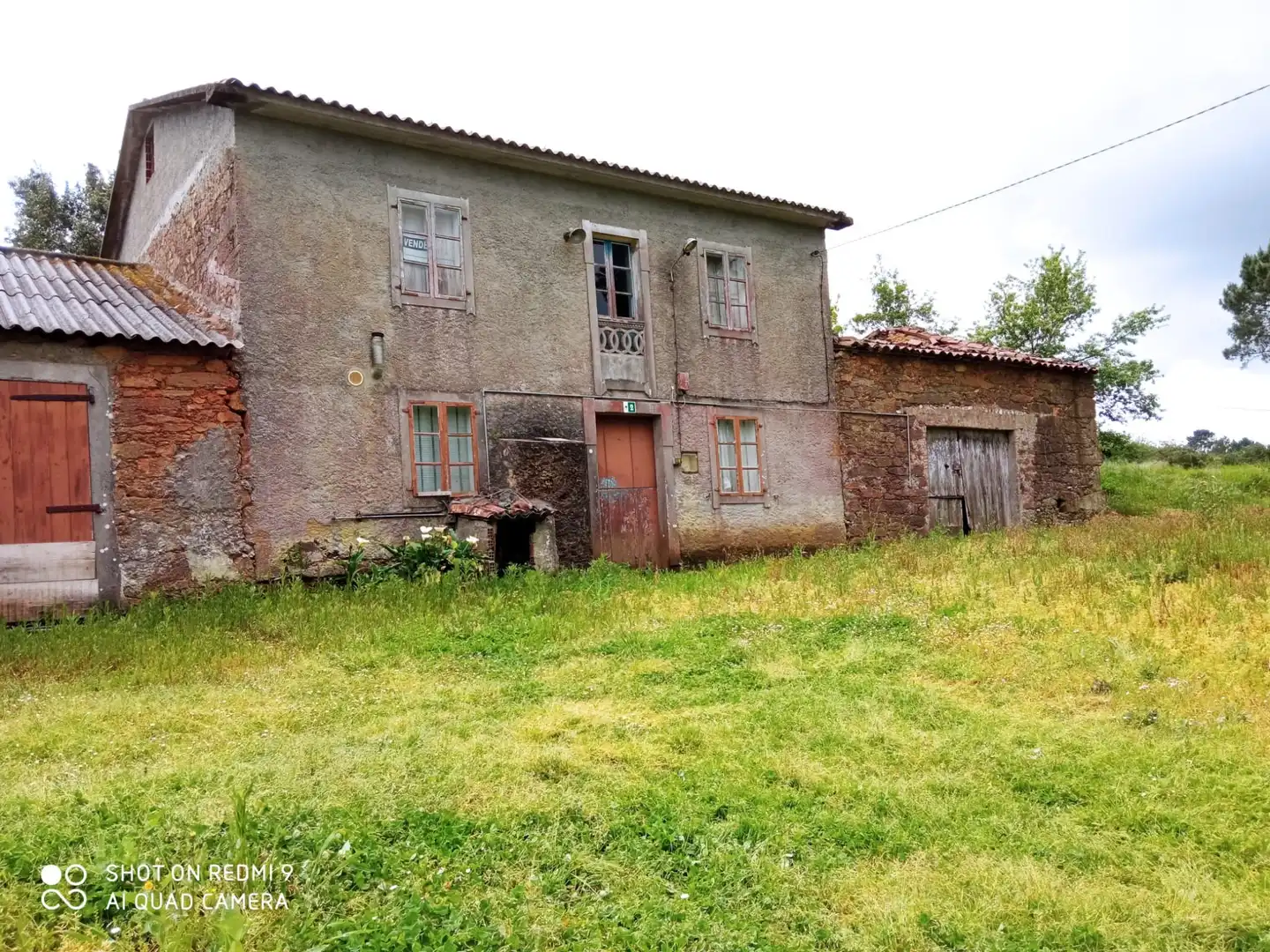 Vista exterior de Casa o xalet en venda en Carballo amb Jardí privat