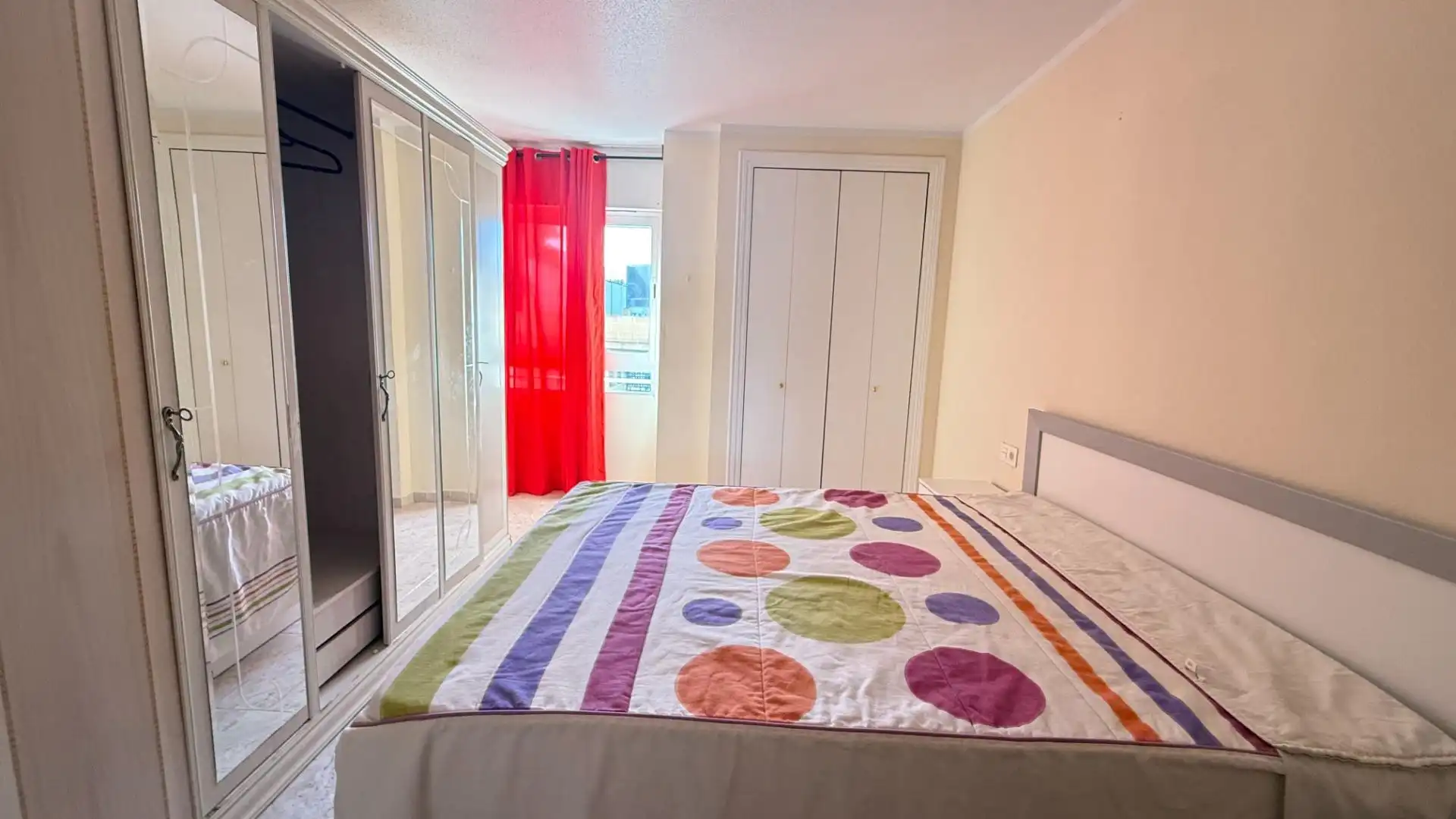 Habitación de Piso de alquiler en Águilas con Aire acondicionado, Trastero y Amueblado