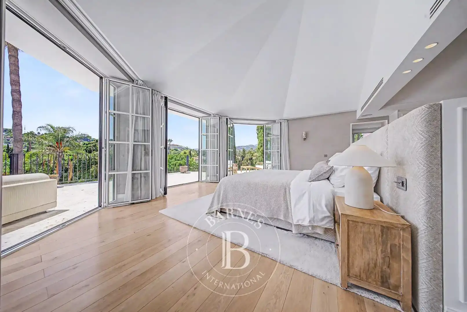 Bedroom of Houses for sale in Marbella  with Air Conditioner, Heating and Swimming Pool