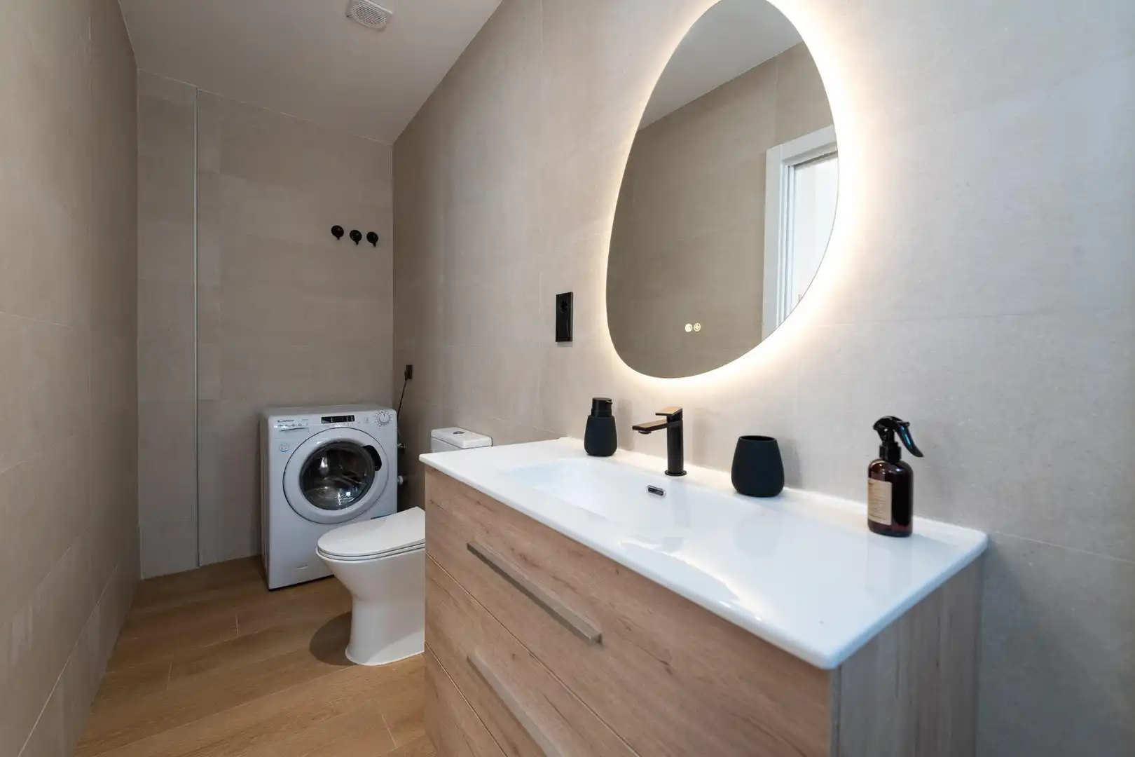 Bathroom of Flat for sale in Málaga  with Furnished