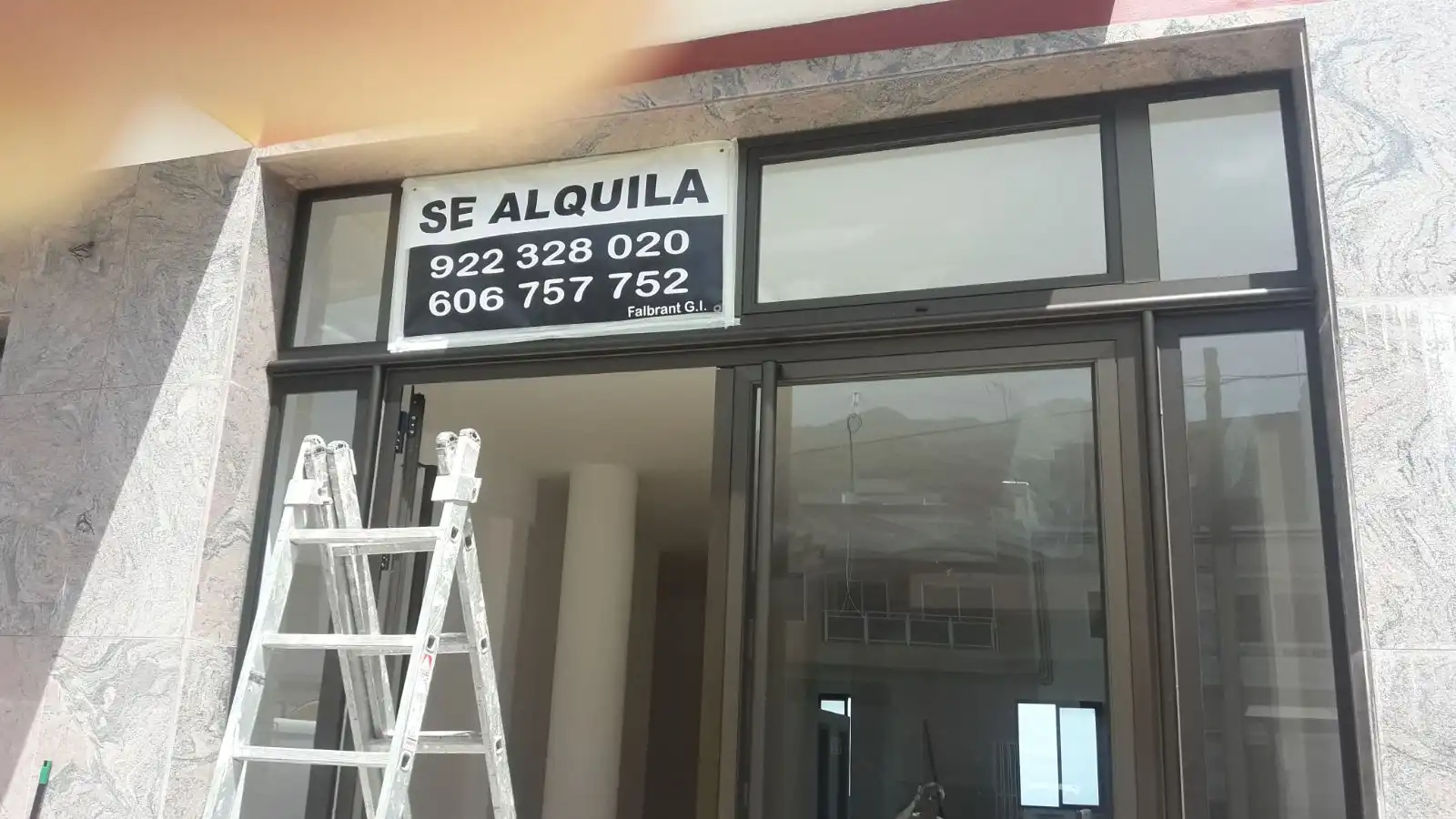 Local comercial en alquiler en Carretera España 95