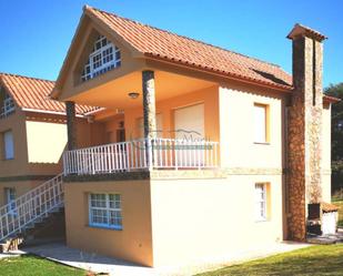 Exterior view of House or chalet for sale in Cangas   with Heating, Private garden and Terrace