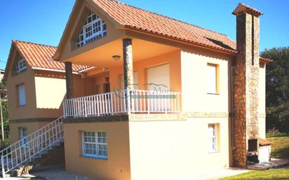 Exterior view of House or chalet for sale in Cangas   with Heating, Private garden and Terrace