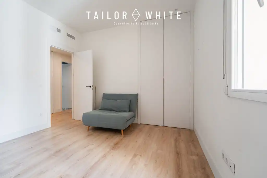 Schlafzimmer von Wohnung zur Miete in Madrid mit Klimaanlage, Heizung und Ofen