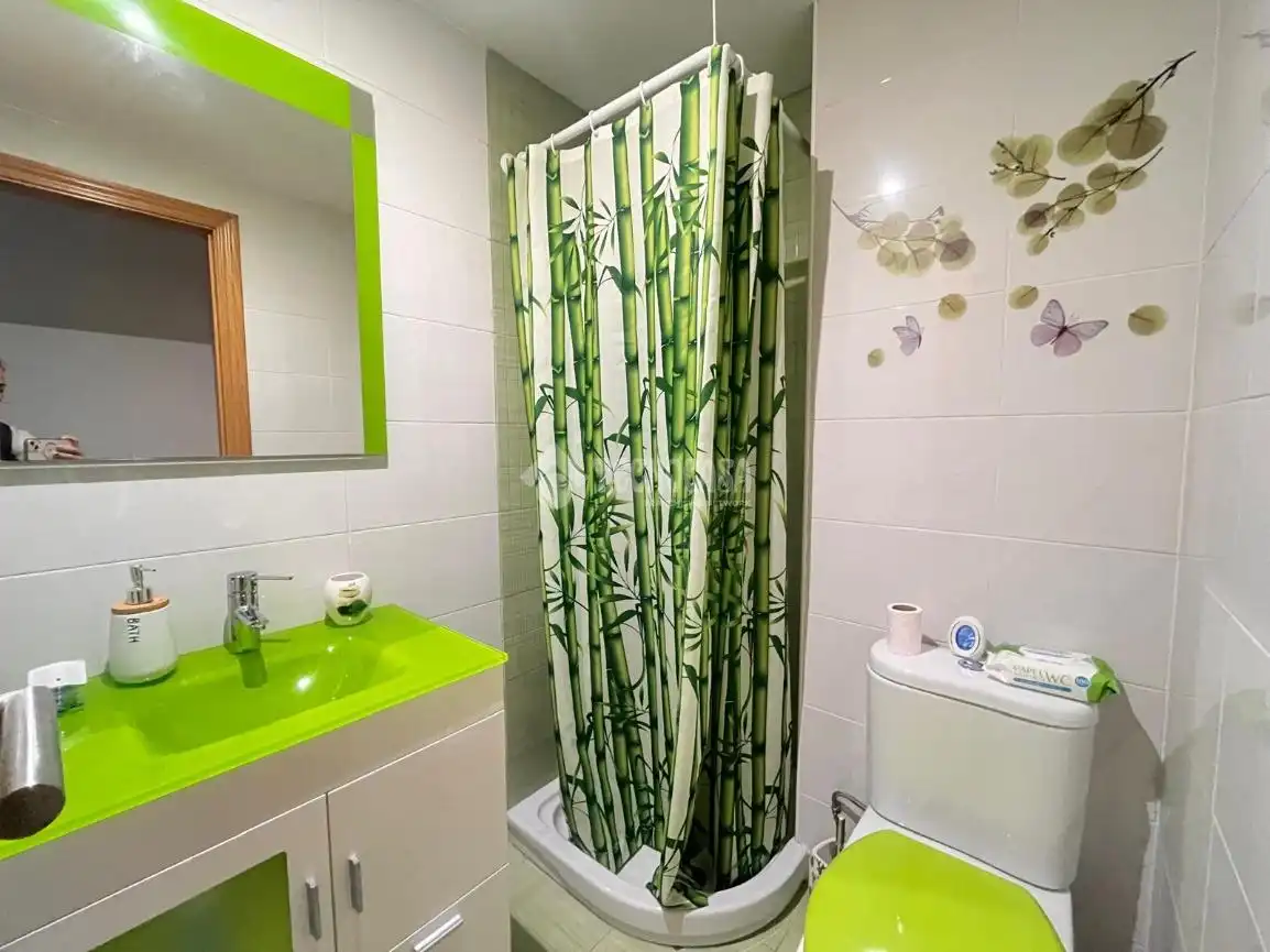 Baño de Piso en venta en Navalcarnero con Aire acondicionado, Calefacción y Parquet