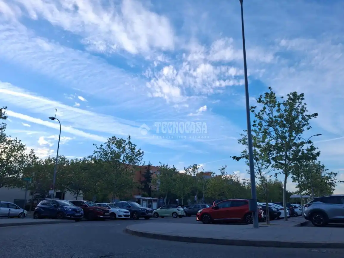 Exterior view of Commercial properties for sale in Alcobendas  with Air Conditioner and Terrace