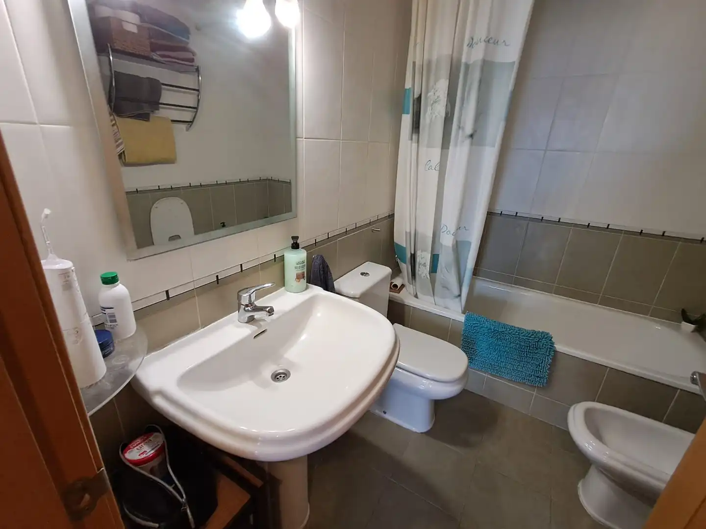 Bathroom of Attic for sale in Gandia  with Air Conditioner, Parquet flooring and Terrace