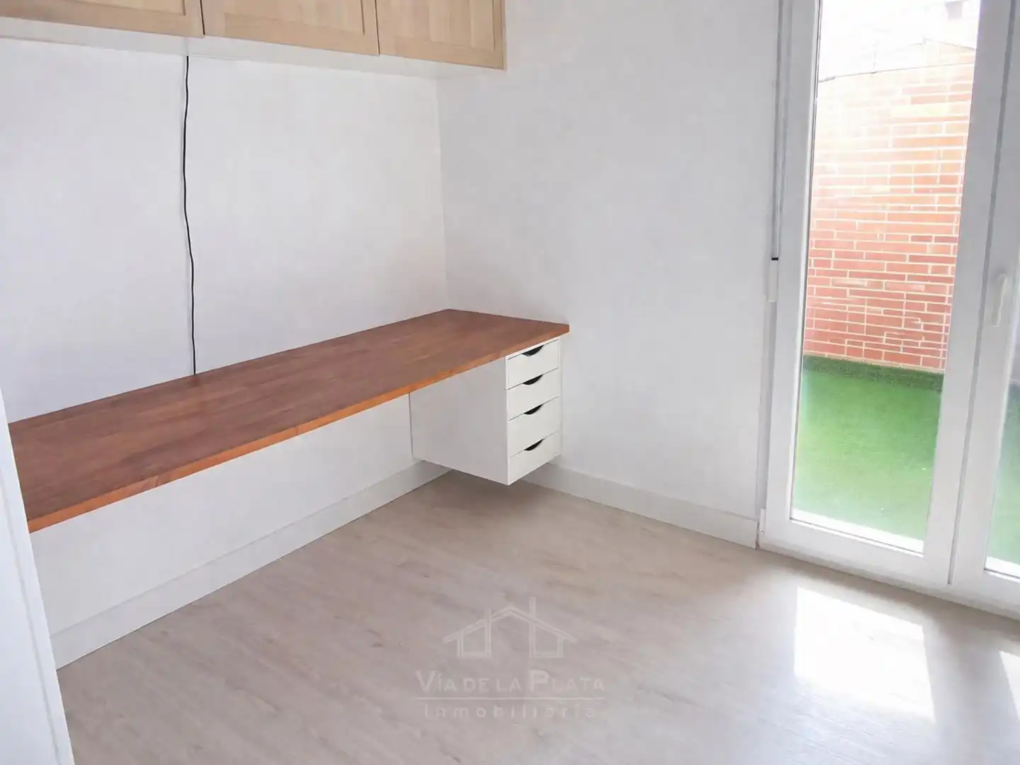 Terraza de Ático en venta en Santa Marta de Tormes con Calefacción, Terraza y Piscina