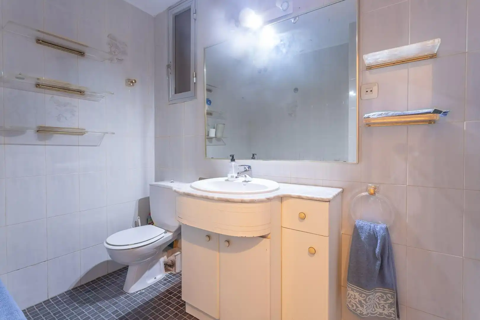 Baño de Piso en venta en Barcelona con Calefacción, Parquet y Terraza